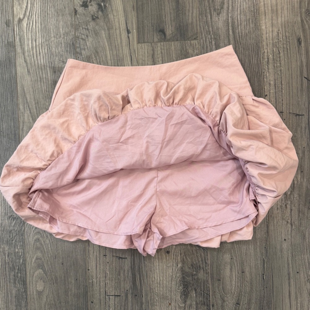 Lulus Pink Bubble Hem Mini Skirt Shorts Size M - Picture 5 of 6